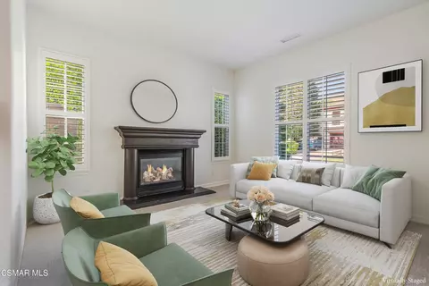 Living - 318 Loire Valley Dr, Simi Valley, CA 93065 photo 1 of 4