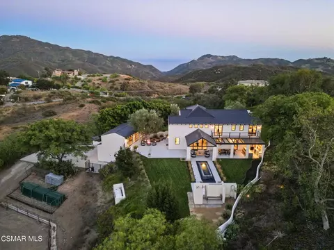 33235 Mulholland Hwy, Malibu, CA 90265