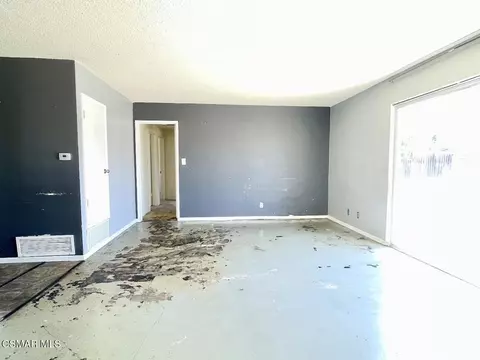 Living - 1634 Arcane St, Simi Valley, CA 93065 photo 3 of 3