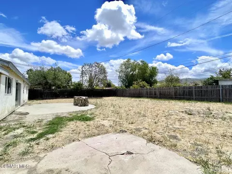 Exterior - 1634 Arcane St, Simi Valley, CA 93065 photo 4 of 7
