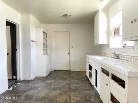Kitchen - 1634 Arcane St, Simi Valley, CA 93065 photo 1 of 3