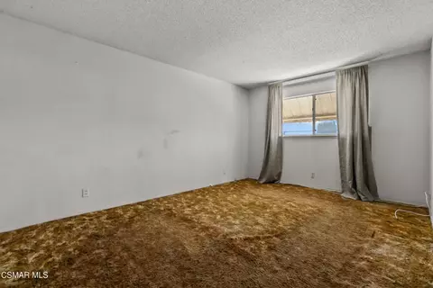 Bedroom - 1163 Sycamore Dr, Simi Valley, CA 93065 photo 5 of 9