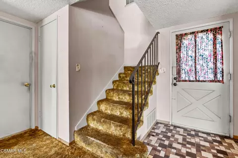 Entry Way - 1163 Sycamore Dr, Simi Valley, CA 93065 photo 2 of 2