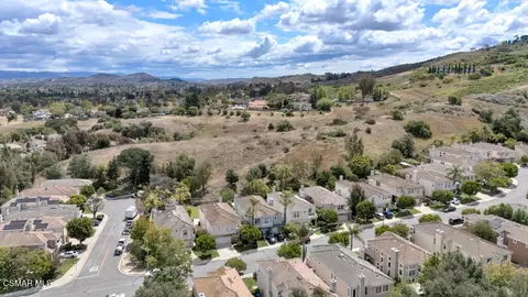 View/Area - 3978 Timberridge Rd, Moorpark, CA 93021 photo 5 of 21