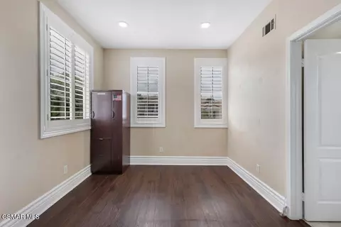 Entry Way - 3978 Timberridge Rd, Moorpark, CA 93021 photo 6 of 8