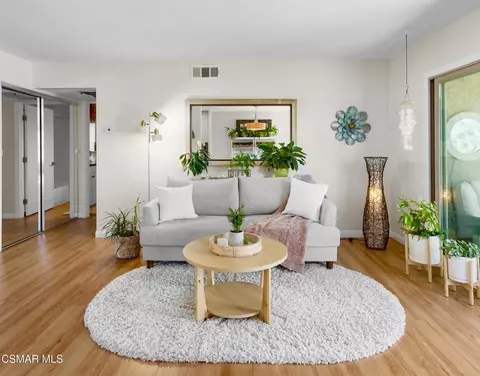 348 Chestnut Hill Ct #23, Thousand Oaks, CA 91360
