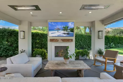 Exterior - 1917 Brittany Park Rd, Camarillo, CA 93012 photo 12 of 26