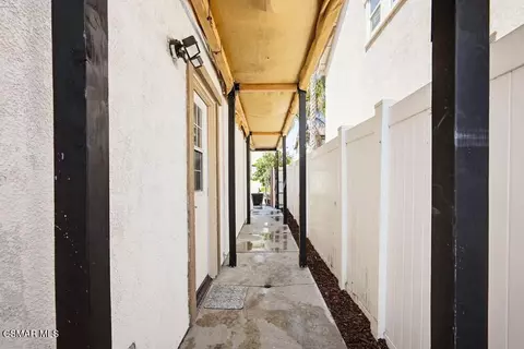 Entry Way - 1909 Taormina Ct, Riverside, CA 92507 photo 5 of 7