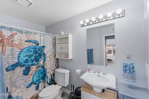 Bath - 3378 Darby St #438, Simi Valley, CA 93063 photo 1 of 1
