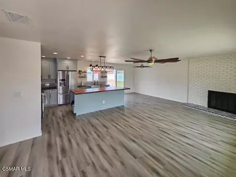 Living - 93 E Whitney St, Chula Vista, CA 91910 photo 3 of 5
