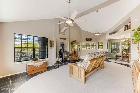 Living - 1365 Oak Ave, Fillmore, CA 93015 photo 12 of 14