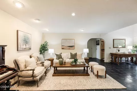 Living - 1365 Oak Ave, Fillmore, CA 93015 photo 2 of 14