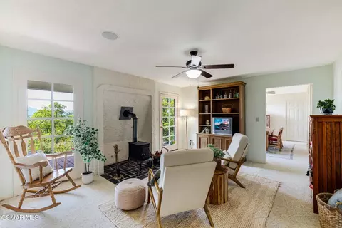 Living - 1365 Oak Ave, Fillmore, CA 93015 photo 5 of 14