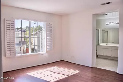 528 Yarrow Dr, Simi Valley, CA 93065 photo 14