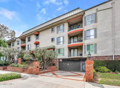 339 S Catalina Ave #320, Pasadena, CA 91106