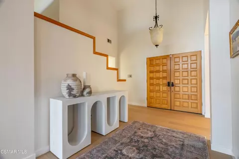 Entry Way - 360 Camino De Celeste, Thousand Oaks, CA 91360 photo 4 of 5