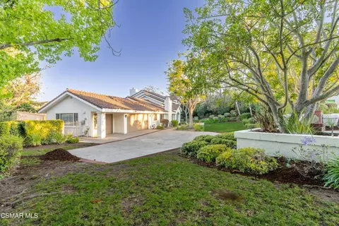 Exterior - 360 Camino De Celeste, Thousand Oaks, CA 91360 photo 15 of 16