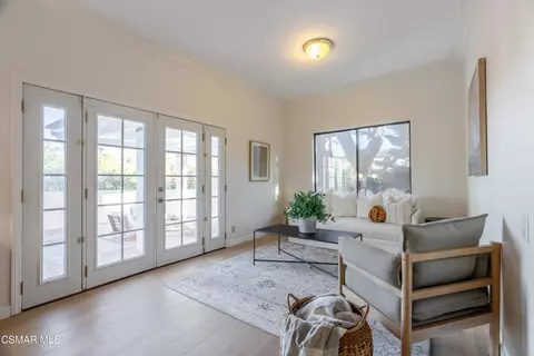 Living - 360 Camino De Celeste, Thousand Oaks, CA 91360 photo 5 of 6