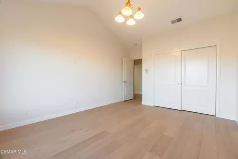 Bedroom - 360 Camino De Celeste, Thousand Oaks, CA 91360 photo 4 of 5