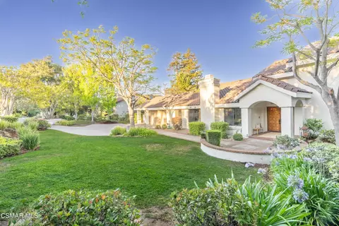 Exterior - 360 Camino De Celeste, Thousand Oaks, CA 91360 photo 2 of 16