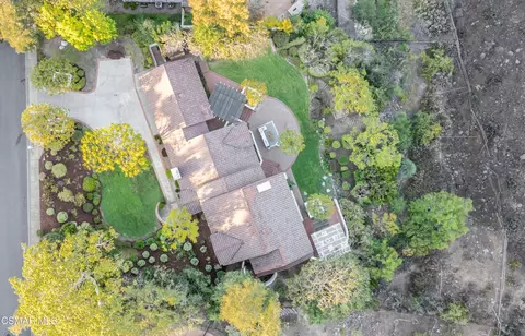 View/Area - 360 Camino De Celeste, Thousand Oaks, CA 91360 photo 3 of 5