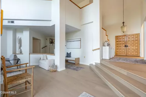 Entry Way - 360 Camino De Celeste, Thousand Oaks, CA 91360 photo 3 of 5