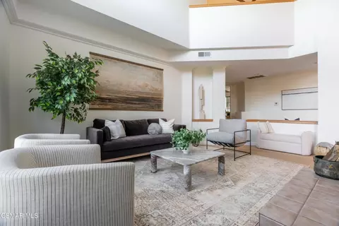 Living - 360 Camino De Celeste, Thousand Oaks, CA 91360 photo 4 of 6