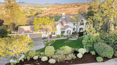 View/Area - 360 Camino De Celeste, Thousand Oaks, CA 91360 photo 2 of 5