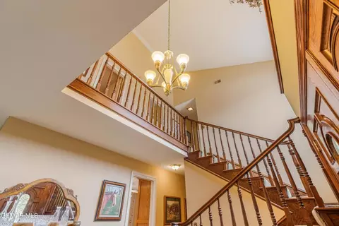 Entry Way - 351 Buckboard Cir, Simi Valley, CA 93065 photo 3 of 3