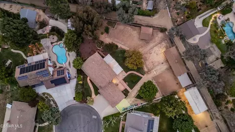 View/Area - 351 Buckboard Cir, Simi Valley, CA 93065 photo 2 of 5