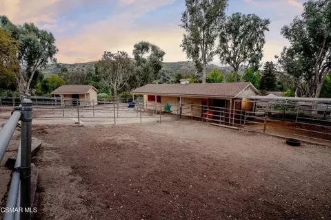 Exterior - 351 Buckboard Cir, Simi Valley, CA 93065 photo 2 of 16