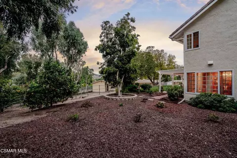 Exterior - 351 Buckboard Cir, Simi Valley, CA 93065 photo 9 of 16