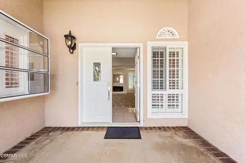 Entry Way - 2830 Dalhart Ave, Simi Valley, CA 93063 photo 1 of 2