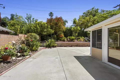 Exterior - 2830 Dalhart Ave, Simi Valley, CA 93063 photo 4 of 11