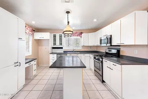Kitchen - 2830 Dalhart Ave, Simi Valley, CA 93063 photo 1 of 3