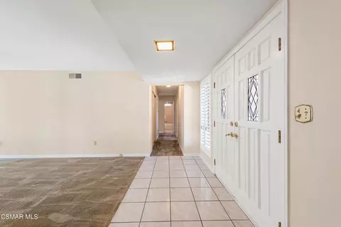 Entry Way - 2830 Dalhart Ave, Simi Valley, CA 93063 photo 2 of 2
