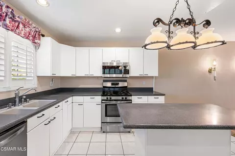 Kitchen - 2830 Dalhart Ave, Simi Valley, CA 93063 photo 2 of 3