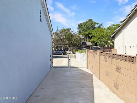 Exterior - 276 Hermes St, Simi Valley, CA 93065 photo 9 of 15