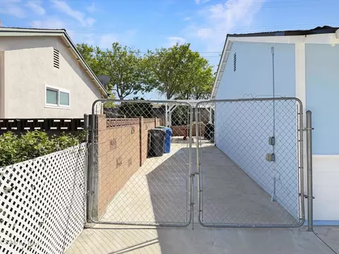 Exterior - 276 Hermes St, Simi Valley, CA 93065 photo 8 of 15