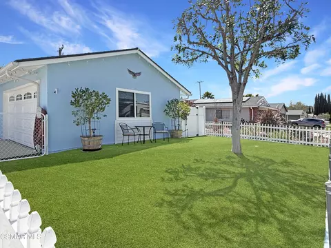 Exterior - 276 Hermes St, Simi Valley, CA 93065 photo 7 of 15