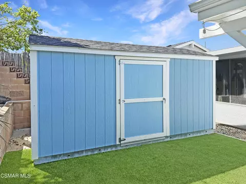 Exterior - 276 Hermes St, Simi Valley, CA 93065 photo 13 of 15