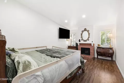 Bedroom - 1928 Stow St, Simi Valley, CA 93063 photo 4 of 6