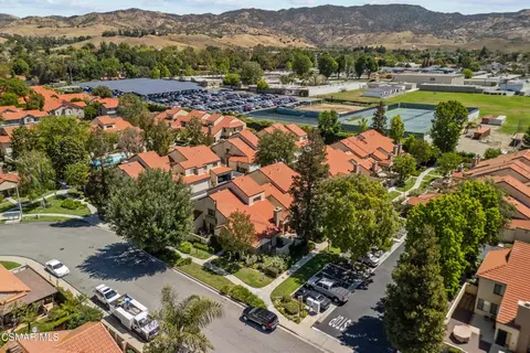 View/Area - 2264 Birchglen St #147, Simi Valley, CA 93063 photo 3 of 5