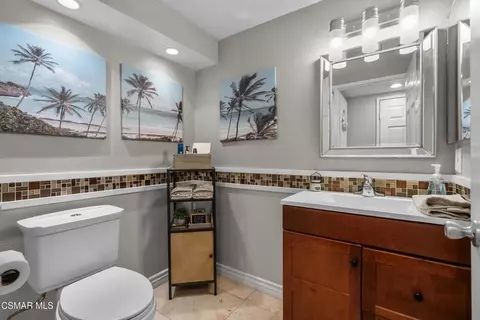 Bath - 2264 Birchglen St #147, Simi Valley, CA 93063 photo 1 of 3