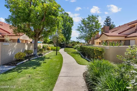 Exterior - 2264 Birchglen St #147, Simi Valley, CA 93063 photo 4 of 13