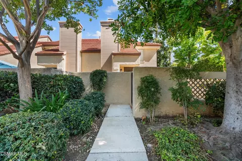 Exterior - 2264 Birchglen St #147, Simi Valley, CA 93063 photo 7 of 13