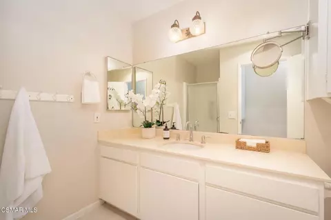 Bath - 2144 Chandler St, Camarillo, CA 93010 photo 1 of 2