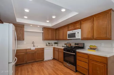 Kitchen - 2144 Chandler St, Camarillo, CA 93010 photo 1 of 2