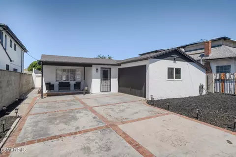 7859 Sancola Ave, Sun Valley, CA 91352