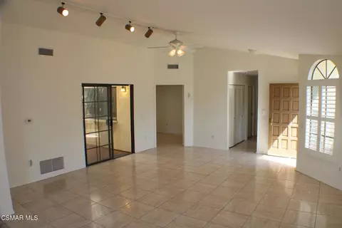 Living - 704 Wind Willow Way, Simi Valley, CA 93065 photo 5 of 7
